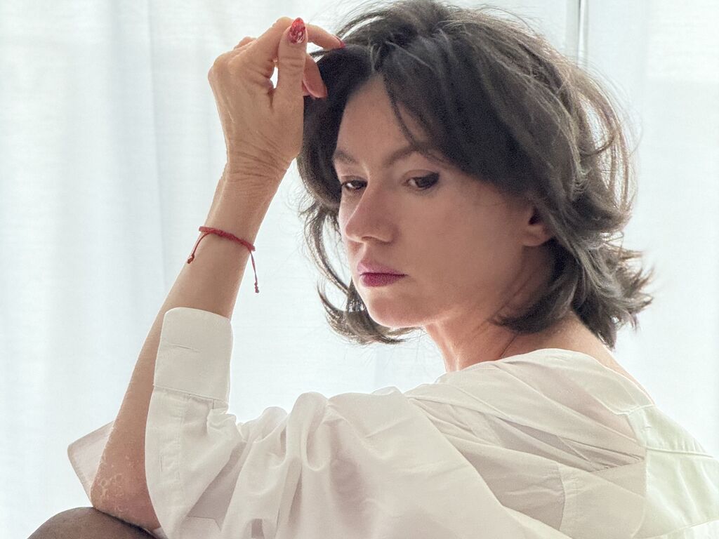 MnemoZeina></p>

       
    </div>
    </div>
</div>
<div class=